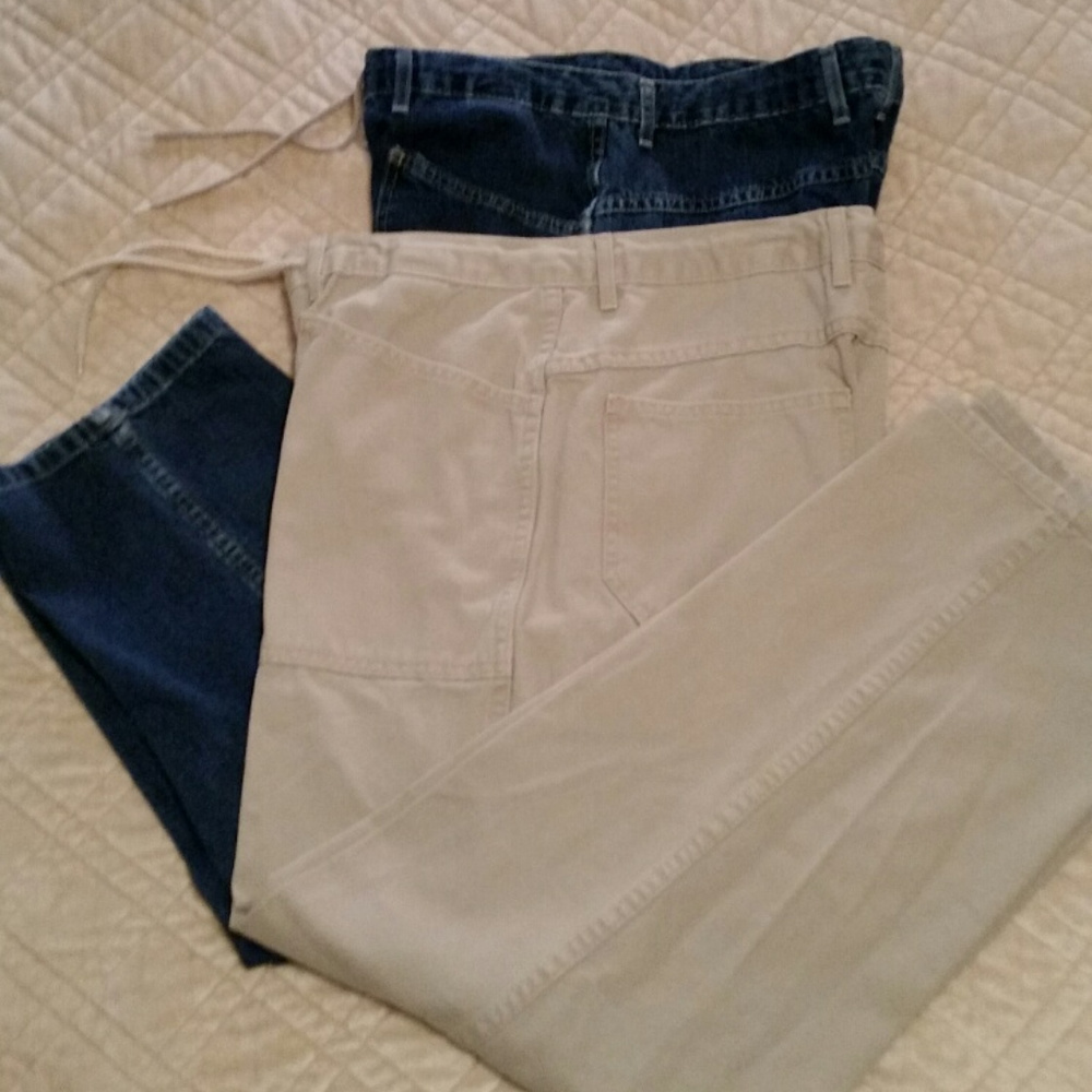 Two pair St. Johns Bay jeans, Size 10.